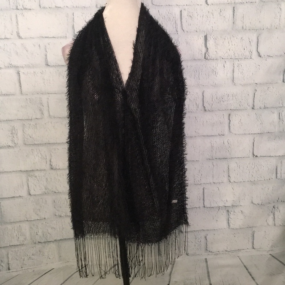 Blouse-like accessory scarf